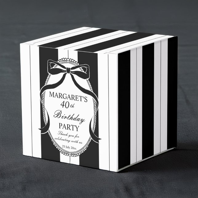 Ballotins Blancs noir rétro rayures d'anniversaire faveurs p (Black and white retro stripes coquette birthday party favors personalized favor boxes)