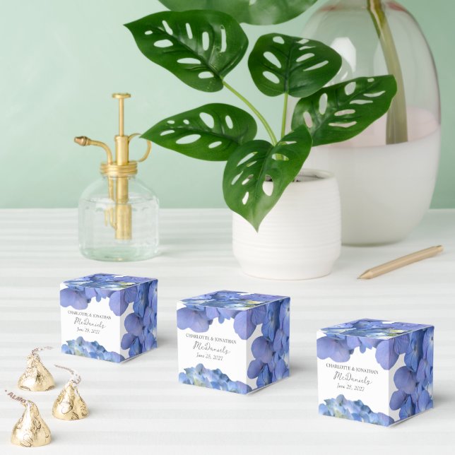 Ballotins Blue Hydrangea Petals Mariages Noms personnalisés (Multiple)