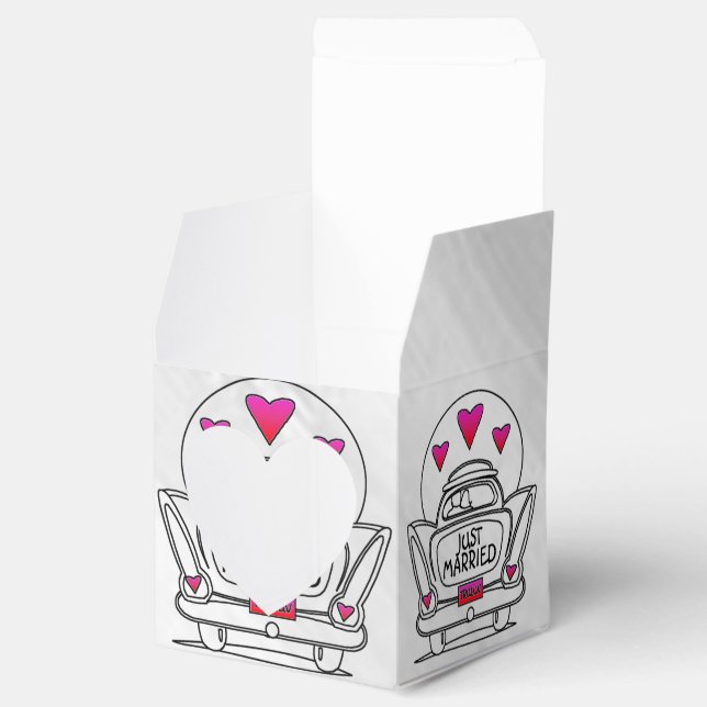 Ballotins Boîte Cœur de Voiture de Lune de Miel Mariés Perso (Ouvert)