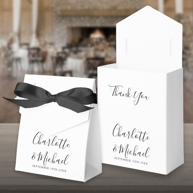 Ballotins Boîte de Faveur de Mariage Chic Noir et Blanc Scri (Chic Black And White Script Wedding Favor Box)