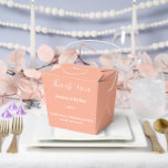 Ballotins Boîte de faveur de traitement de fête<br><div class="desc">Cette boîte de faveur de fête est présentée dans une couleur pêche élégante.
Personnalisez cet article et remplacez le texte d'exemple par le vôtre.
Conseil : il suffit d'ajouter vos excellentes friandises et un ruban de fête.</div>