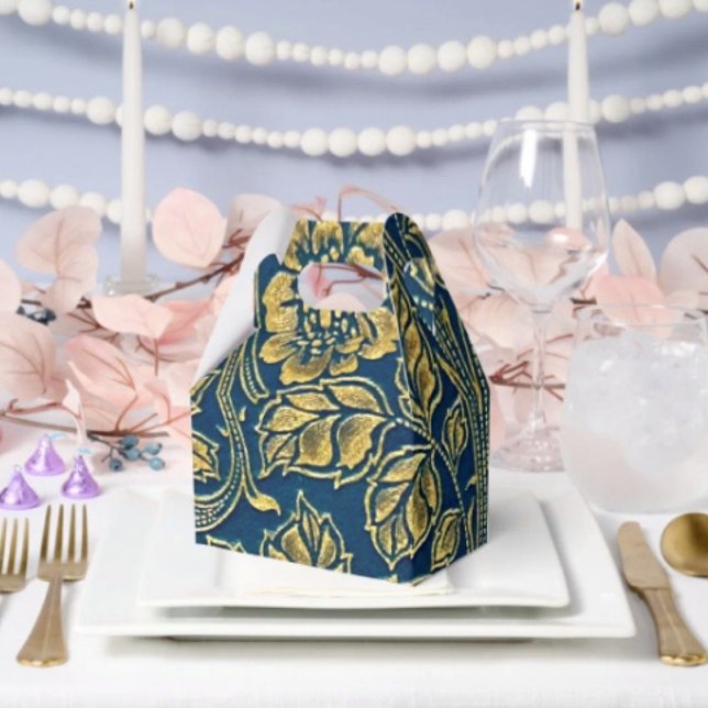 Ballotins Boîte de Faveur Élégance Fleur d'Or  (D: 5"w x 3"l x 6.5”h. High-quality card stock. Food contact safe. Ships flat. )