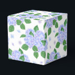 Ballotins Boîte de friandises à motif d'hortensia pour fête<br><div class="desc">La boîte de faveurs de fête est présentée avec une impression florale d'hortensia. 
Personnalisez cet article ou achetez-le tel quel.
Conseil : il suffit d'ajouter vos excellentes friandises et un ruban de fête.</div>