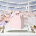 Ballotins Boîte de friandises pour fête<br><div class="desc">La boîte de faveur de fête est présentée dans une élégante couleur rose blush.
Personnalisez cet article et remplacez le texte exemple par le vôtre.
Astuce : il suffit d'ajouter vos délicieuses friandises et un ruban festif.</div>
