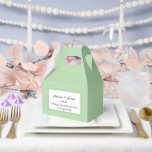 Ballotins Boîte de friandises pour fête<br><div class="desc">La boîte de faveur de fête est présentée dans une élégante couleur vert sauge.
Personnalisez cet article et remplacez le texte exemple par le vôtre.
Astuce : il suffit d'ajouter vos délicieuses friandises et un ruban de fête.</div>