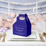 Ballotins Boîte de friandises pour fête<br><div class="desc">La boîte de faveur de fête est présentée dans une couleur bleu royal élégant.
Personnalisez cet article et remplacez le texte d'exemple par le vôtre.
Astuce : il suffit d'ajouter vos délicieuses friandises et un ruban festif.</div>