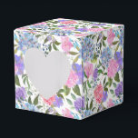 Ballotins Boîte de friandises pour fête avec impression d'ho<br><div class="desc">La boîte de faveurs de fête est illustrée d'une impression florale d'hortensia. 
Personnalisez cet article ou achetez-le tel quel.
Conseil : Il suffit d'ajouter vos excellentes friandises et un ruban de fête.</div>