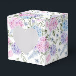 Ballotins Boîte de friandises pour fête avec impression d'ho<br><div class="desc">La boîte de faveurs de fête est présentée avec une impression florale d'hortensia. 
Personnalisez cet article ou achetez-le tel quel.
Conseil : Ajoutez simplement vos excellentes friandises et un ruban de fête.</div>