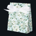 Ballotins Boîte de traitement à la fête florale blanche<br><div class="desc">La boîte de fête est affichée avec une belle impression florale blanche. Customisez cet objet ou achetez tel quel. Astuce : Ajoutez simplement vos bonnes friandises et ajoutez un ruban festif. Image sous licence</div>