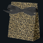 Ballotins Boîte de traitement de la partie Empreinte de léop<br><div class="desc">La boîte de faveur Party est affichée avec un joli empreinte de léopard de parties scintillant métallique. Customisez cet objet ou achetez tel quel. Astuce : Ajoutez simplement vos bonnes friandises et ajoutez un ruban festif. Image sous licence</div>