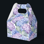 Ballotins Boîte de traitement de la partie Hydrangeas<br><div class="desc">Une boîte de fête est affichée avec une belle hydrangée imprimé floral. Customisez cet objet ou achetez tel quel. Astuce : Ajoutez simplement vos bonnes friandises et ajoutez un ruban festif. Image sous licence</div>