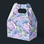 Ballotins Boîte de traitement de la partie Hydrangeas<br><div class="desc">Une boîte de fête est affichée avec une belle hydrangée imprimé floral. Customisez cet objet ou achetez tel quel. Astuce : Ajoutez simplement vos bonnes friandises et ajoutez un ruban festif. Image sous licence</div>