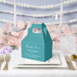 Ballotins Boîte de traitement de partie<br><div class="desc">La boîte de faveur de la fête est affichée dans une couleur turquoise élégante. Customisez cet élément et modifiez l'exemple de texte sur le vôtre. Astuce : Ajoutez simplement vos bonnes friandises et ajoutez un ruban festif.</div>
