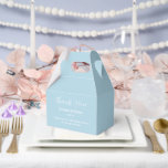 Ballotins Boîte de traitement de partie<br><div class="desc">La boîte de faveur de la fête est affichée dans une élégante couleur bleu brouillard. Customisez cet élément et modifiez l'exemple de texte sur le vôtre. Astuce : Ajoutez simplement vos bonnes friandises et ajoutez un ruban festif.</div>