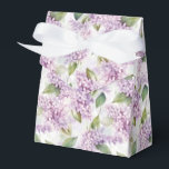 Ballotins Boîte de traitement de partie d'impression Lilacs<br><div class="desc">Une boîte de fête est affichée avec un imprimé floral lilas. Customisez cet objet ou achetez tel quel. Astuce : Ajoutez simplement vos bonnes friandises et ajoutez un ruban festif. Image sous licence</div>