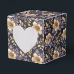Ballotins Boîte de traitement Fleur Favor<br><div class="desc">La boîte de traitement Party favorite est présentée avec une belle impression florale violette multicolore. Customisez cet objet ou achetez tel quel. Astuce : Ajoutez simplement vos bonnes friandises et ajoutez un ruban festif. Image sous licence</div>