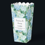 Ballotins Boîte de traitement pour partie d'impression Hydra<br><div class="desc">La boîte de faveur de la fête est affichée avec une impression florale d'hydrangée. Customisez cet élément et modifiez l'exemple de texte sur le vôtre. Astuce : Ajoutez simplement vos bonnes friandises et ajoutez un ruban festif. Image sous licence</div>