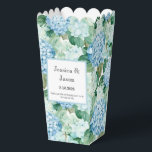 Ballotins Boîte de traitement pour partie d'impression Hydra<br><div class="desc">La boîte de faveur de la fête est affichée avec une impression florale d'hydrangée. Customisez cet élément et modifiez l'exemple de texte sur le vôtre. Astuce : Ajoutez simplement vos bonnes friandises et ajoutez un ruban festif. Image sous licence</div>