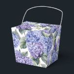 Ballotins Boîte de traitement pour partie d'impression Hydra<br><div class="desc">La boîte de faveur de la fête est affichée avec une impression florale d'hydrangée. Customisez cet objet ou achetez tel quel. Astuce : Ajoutez simplement vos bonnes friandises et ajoutez un ruban festif. Image sous licence</div>