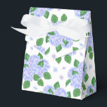 Ballotins Boîte de traitement pour partie d'impression Hydra<br><div class="desc">La boîte de faveur de la fête est affichée avec une impression florale d'hydrangée. Customisez cet objet ou achetez tel quel. Astuce : Ajoutez simplement vos bonnes friandises et ajoutez un ruban festif.</div>