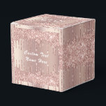 Ballotins Boîtes Cadeaux Paillettes Rose Gold Texte Personna<br><div class="desc">Boîtes de cadeaux ou de faveurs personnalisées avec gouttes de paillettes rose gold blush Texte personnalisé Boîtes de cadeaux ou de faveurs roses modernes / Fournitures d'emballage de cadeaux - Ajoutez votre texte unique ou supprimez le texte - Faites de vos boîtes de cartes spéciales des cadeaux pour femmes -...</div>