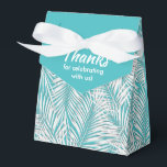Ballotins Boîtes de faveurs de fête de style turquoise avec<br><div class="desc">Boîtes de faveurs de fête avec des feuilles de palmier blanches sur fond turquoise. Parfait pour toute célébration, fête d'anniversaire, douche de mariée, fête de fiançailles, fête de retraite, mariage et plus encore. Cliquez sur PERSONNALISER pour changer la couleur de fond, les polices et ajouter du texte. Voir les invitations...</div>