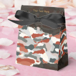 Ballotins Boîtes de Faveurs Personnalisées Camouflage d'Auto<br><div class="desc">Célébrez la saison avec cette boîte de faveur de camouflage d'automne marron. Idéal pour les mariages rustiques, les festivals d'automne, les voyages de camping et les fêtes sur le thème de l'armée. Personnalisez et remplissez de pop-corn, de noix ou de bonbons pour offrir à vos invités un traitement saisonnier cosy....</div>