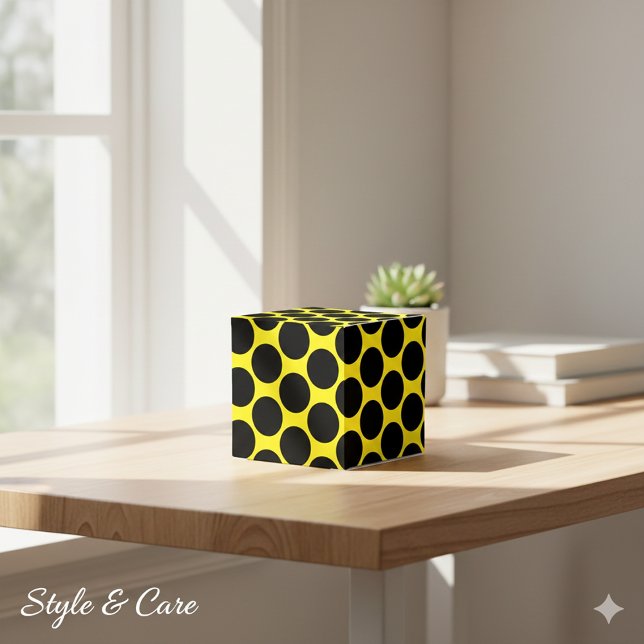 Ballotins Bright Yellow with Black Dot Style Classic 2x2x2 (Bright Yellow with Black Dot Style Classic 2x2x2 Favor Boxes)