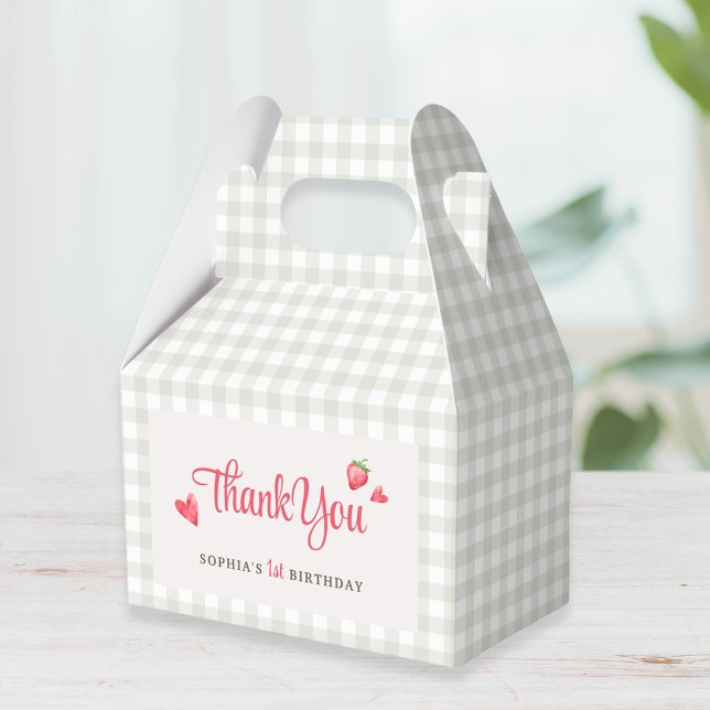 Ballotins Buffalo Check Girl's Berry First Birthday Party (Créateur téléchargé)