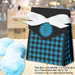 Ballotins Buffalo Check - noir et bleu - 3x1.5x3.25 Tente<br><div class="desc">Ballotin de tente à buffle noir et bleu. Le texte est personnalisable. Si vous utilisez le bouton/outil "modifier la conception", vous pouvez également ajouter vos propres images/photos. Autres couleurs, formes et taille de boîte disponibles. Voir la collection de toutes les tailles de boîtes et couleurs de buffles ici : https://www.zazzle.com/collections/119842043554925619...</div>