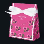 Ballotins Cadeau d'anniversaire Motif Fleur Rose illusima /<br><div class="desc">Boîte à cadeau / Boîte à faveurs de fête d'anniversaire à motif Fleurs Roses et Ruban Blanc illusima. Parfait pour une fête d'anniversaire thématique pour enfant.</div>
