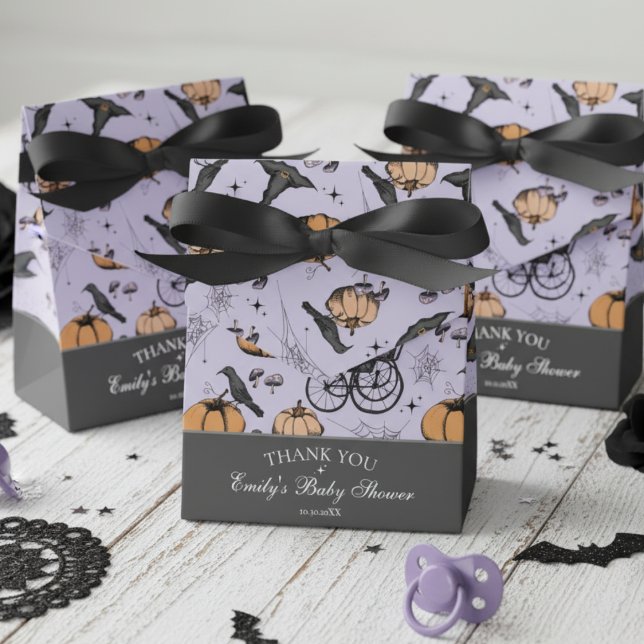 Ballotins Cadeau de remerciement pour Baby Shower pour Landa (Gothic Halloween Baby Shower Favor Boxes. Purple Spooky Pattern-Carriage, Pumpkin, Raven, Witch Hat)