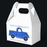 Ballotins Camion bleu Vintage peint à la main<br><div class="desc">Ballotins Vintages de camion bleu peint à la main pour bonbons, biscuits, autres. Portant un camion vintage peint à la main, ces boîtes sont amusantes et élégantes. Grand dans le cadre d'un don promotionnel ou comme souvenir d'une occasion comme un anniversaire ou une autre célébration. Ce design est personnalisable, vous...</div>