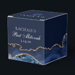 Ballotins Chic Navy Blue Gold Agate Bat mitzvah Carré Party<br><div class="desc">Elégante agate bleu marine et or décorent cette boîte de préférence de Bat mitzvah carré moderne. Le nom de votre fille est écrit dans une belle écriture formelle sous l'Étoile de David. Parfait pour une famille juive chic et élégante célébrant une fille appelée à la Torah.</div>