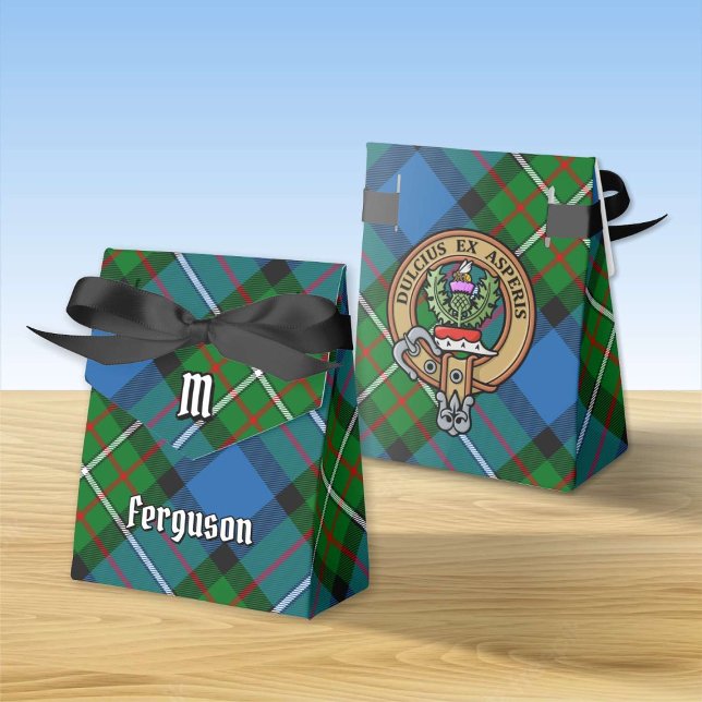 Ballotins Clan Ferguson Crest sur Tartan Ballotin (Créateur téléchargé)
