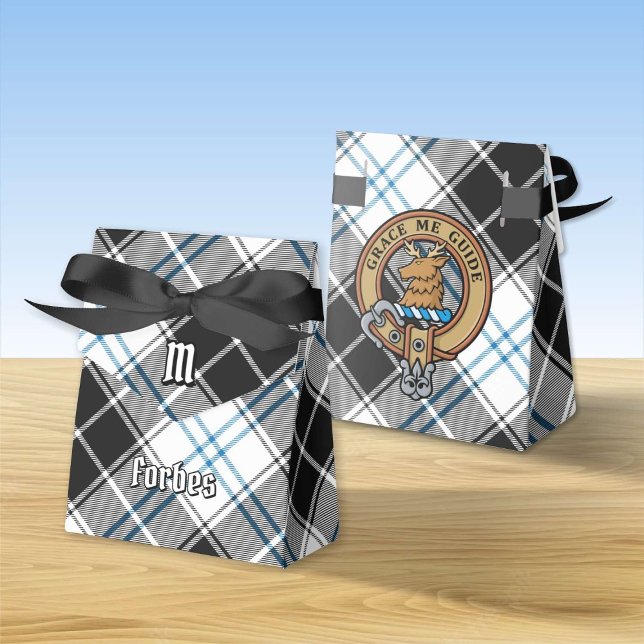 Ballotins Clan Forbes Crest sur la robe Tartan (Créateur téléchargé)