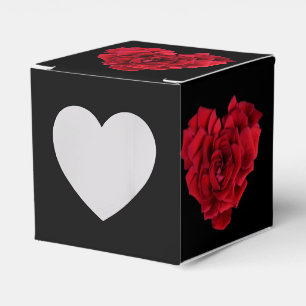 Ballotins Cœur de rose rouge romantique sur fond noir