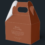 Ballotins Coffret Cadeau Voyage Hôtel Week-end de Mariage<br><div class="desc">Nos coffrets cadeaux d'hôtel pour week-end de mariage sont parfaits pour laisser vos invités avec quelques produits de première nécessité pour leur séjour. Cet article fait partie de notre collection Goldie G100,  veuillez consulter notre magasin pour des produits assortis.</div>