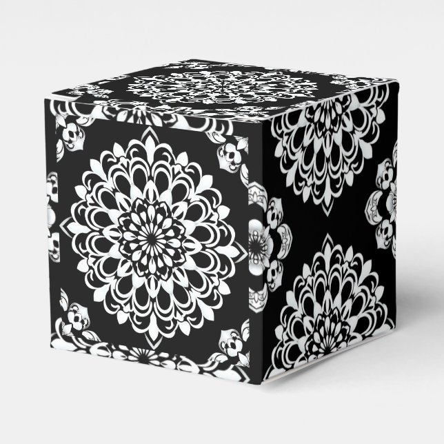 Ballotins Conception de mandala noir et blanc (Verso)