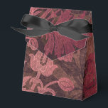 Ballotins Dentelle damassée vintage ornée<br><div class="desc">Boîte à favoris avec motif de dentelle damassée grunge aux accents de cuivre,  burgundy et noir.</div>