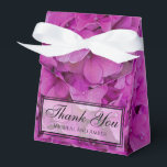 Ballotins Elégante magenta rose hydrangée florale roses<br><div class="desc">Beautiful elegant and graceful are the magenta pink hydrangeas, this beauty comes from my backyard flower gardens. “ the Bride” Makes a great gift idea for that flower enthusiast! Check out other products with this image in my collections! If you don’t see what you need, the image is transferable and...</div>