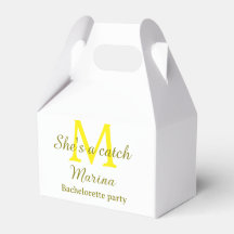 Elle est un trophée fête de filles en monogramme j