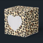 Ballotins Empreinte de léopard<br><div class="desc">Cette boîte de faveur de fête est affichée dans un empreinte de léopard safari moderne. Couleurs beige et marron. Customisez cet objet ou achetez comme indiqué. Image stock</div>