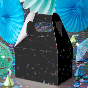 Ballotins Étoiles brillantes colorées dans le ciel nocturne