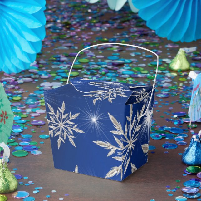 Ballotins étoiles de Noël bleues avec cristal de glace blanc (Fête)