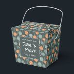 Ballotins Faveur de remerciement Floral Doodle<br><div class="desc">Emballez votre gratitude avec style dans cette charmante boîte à faveurs florale avec une note de remerciement personnalisée Doodle. Caractérisée par un motif floral classique dessiné à la main et associée à un message de remerciement illustré fantaisiste, cette boîte à faveurs ajoute une touche chaleureuse et personnelle à toute célébration....</div>
