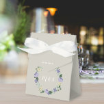 Ballotins Favor boxes with bows, Elegant favor boxes<br><div class="desc">Simplify the organization of the most beautiful day of your life with our elegant favor boxes. Every detail, from the bow to the shades of purple flowers, is designed to add a touch of grace to your wedding or graduation ceremony. Favor boxes are the perfect gift, an elegant expression of...</div>