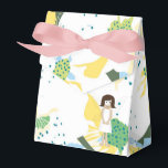 Ballotins fée blanche dans conte de fées, automne, joyeux an<br><div class="desc">fée blanche dans conte de fées,  automne,  joyeux anniversaire</div>