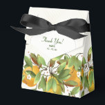 Ballotins Fleurs de fruits de poire<br><div class="desc">Poires suspendues parmi des feuilles vertes avec des fleurs blanches.</div>