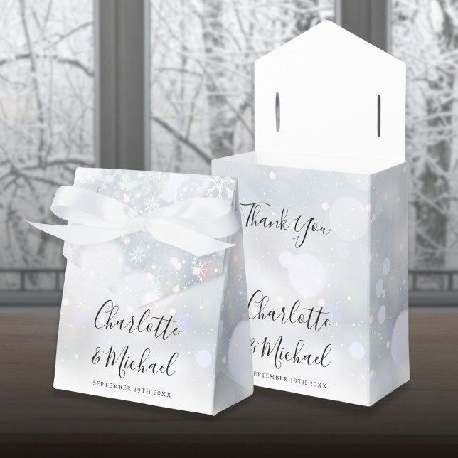 Ballotins Flocons de neige hivernaux Écriture Signature Mari (Winter Snowflakes Signature Script Wedding Favor Boxes)